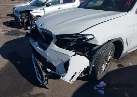 2023 BMW X3 xDrive30I z USA, uszkodzony, nr VIN 5UX53DP00P9N94037